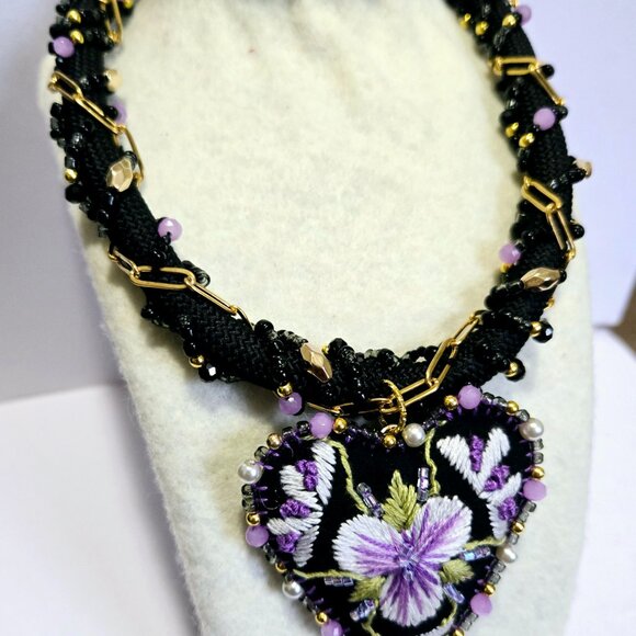 Hand Embroidered Mexican Necklace - Picture 4 of 5